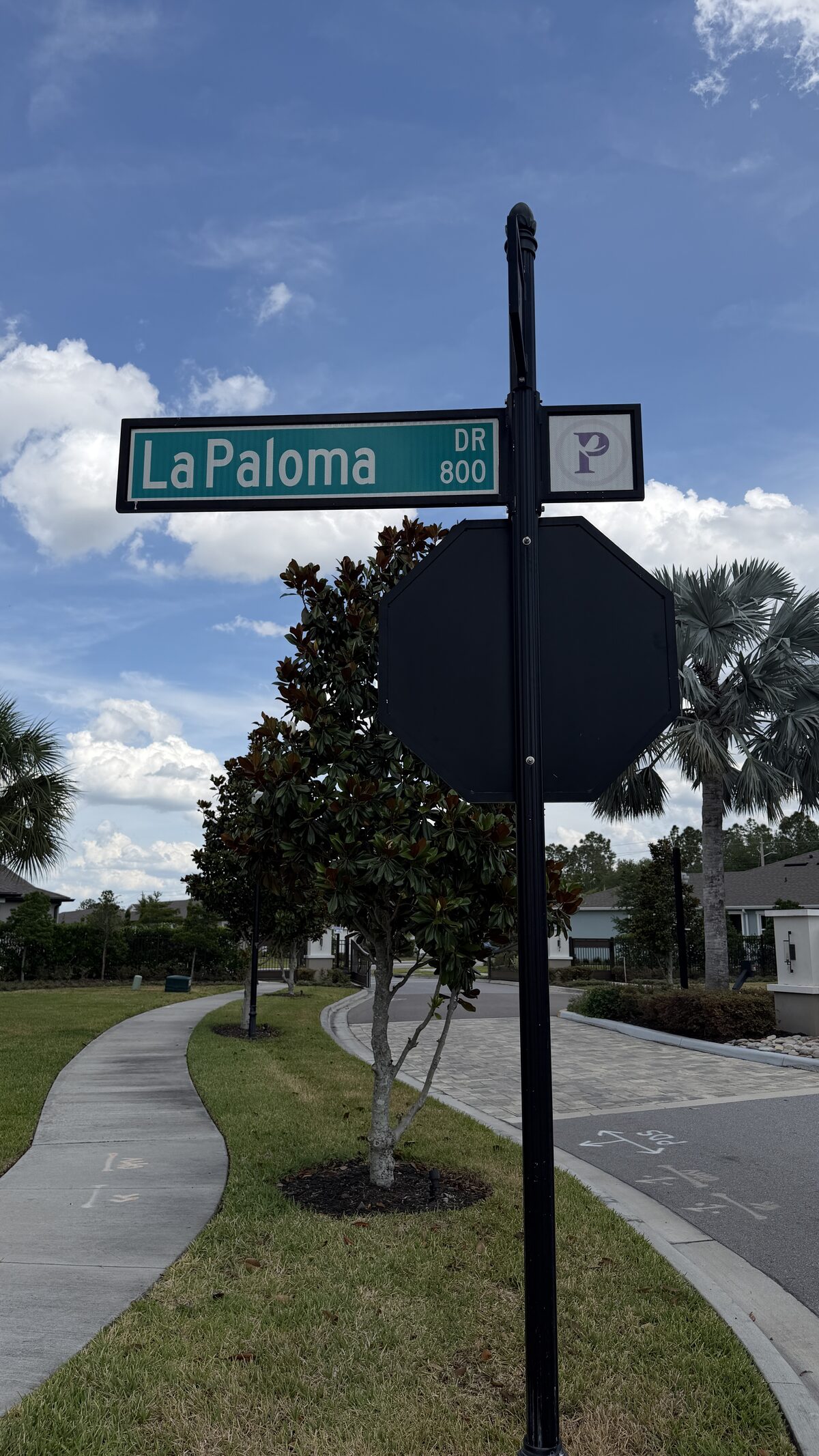 La Paloma street sign